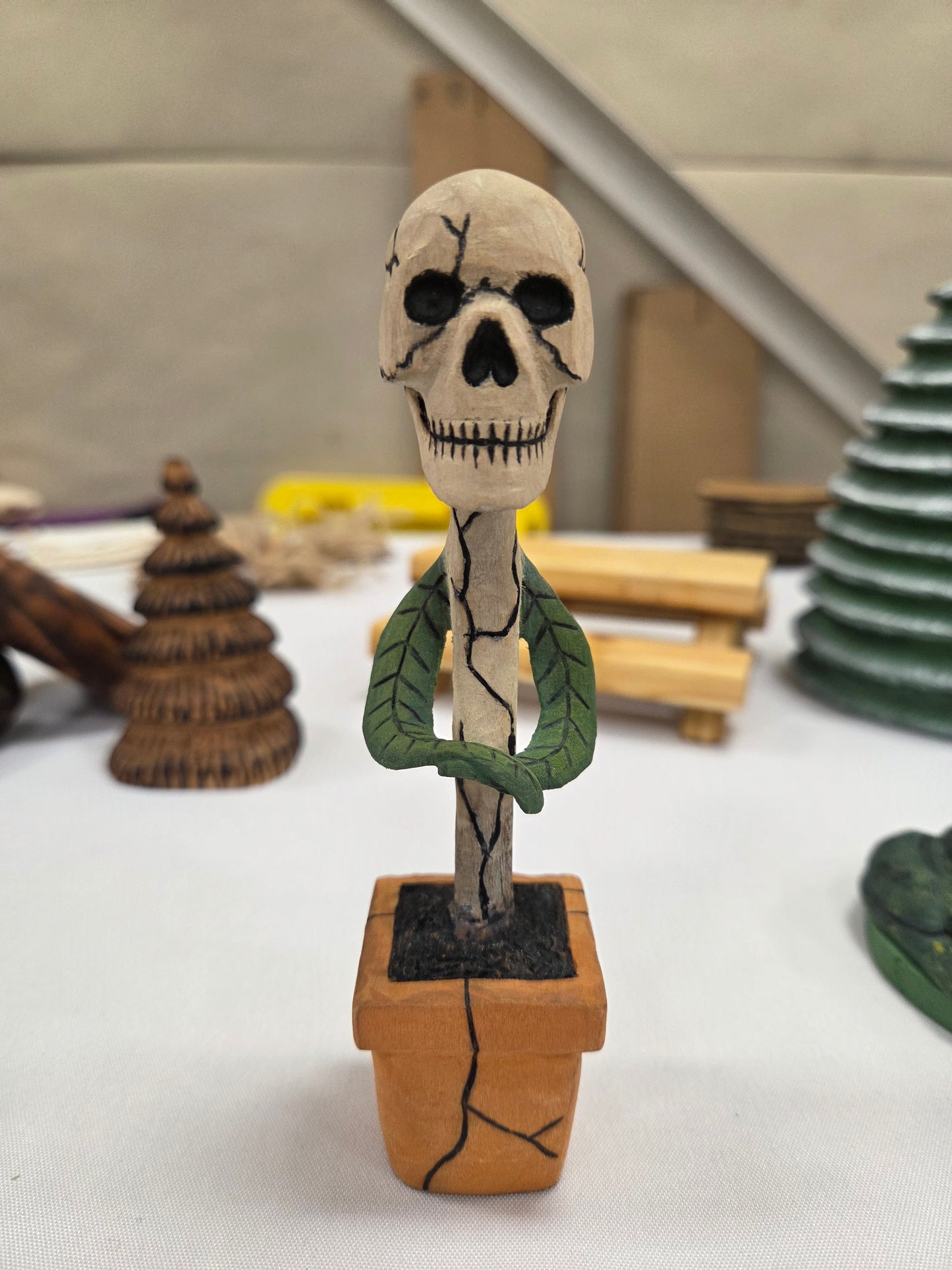 Wooden Skull Plant